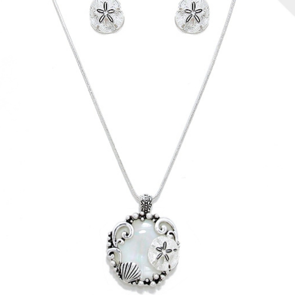 Mother of Pearl Shell Necklace & Earrings